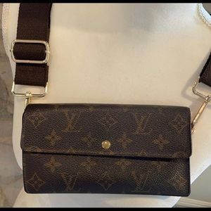 Louis Vuitton Vintage Monogram Belt Bag